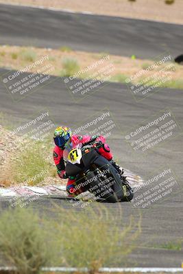 media/Jun-04-2022-WERA (Sat) [[b852bbbd55]]/Race 4 C Superbike Expert Novice/